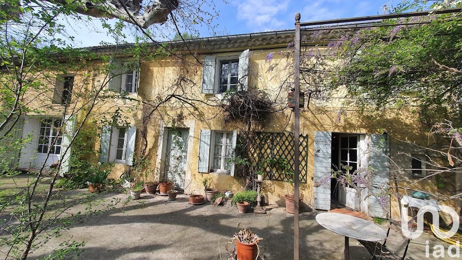 Vente maison 7 pièces 216 m² à Graveson (13690), 388 000 €