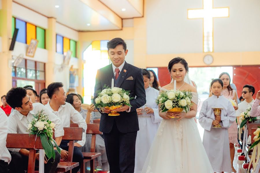 Fotógrafo de casamento Ekapan Pawanti (snapwedd). Foto de 8 de setembro 2020