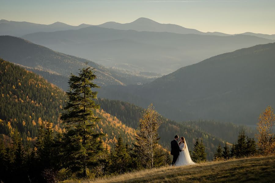 Wedding photographer Bogdan Vіntonyak (photoartmedia). Photo of 19 February 2023