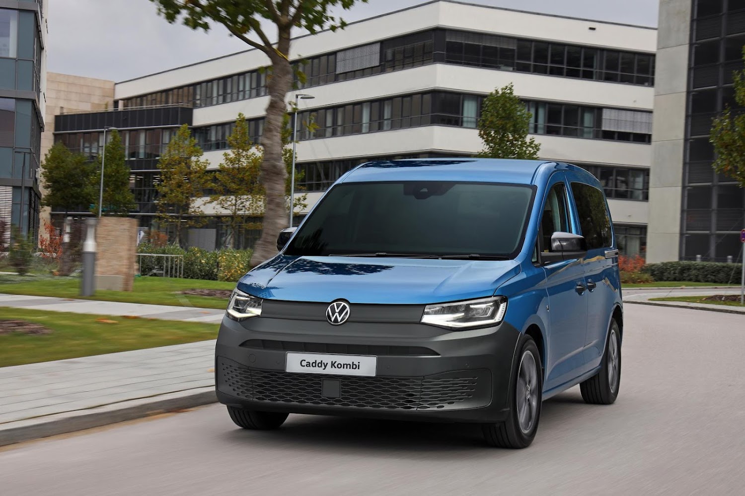 REVIEW  2022 VW Caddy Kombi is perfect for work and play