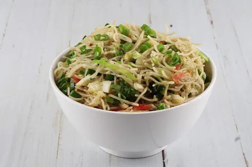 Veg Hakka Noodles