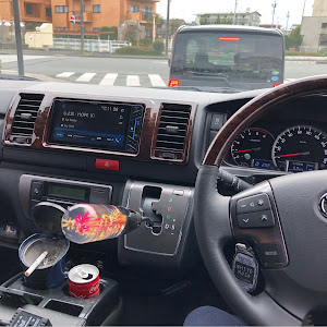 ハイエースバン GDH206V