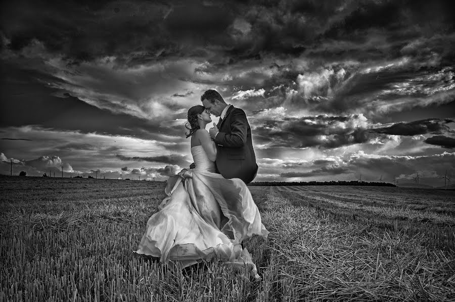 Wedding photographer Angelo Oliva (oliva). Photo of 26 August 2015