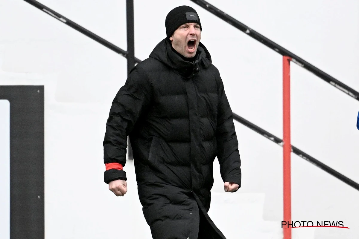 Le coach d'Eupen furieux contre la Pro League après "un cirque de 10 minutes" 