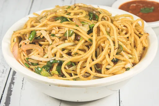 Veg Hakka Noodles