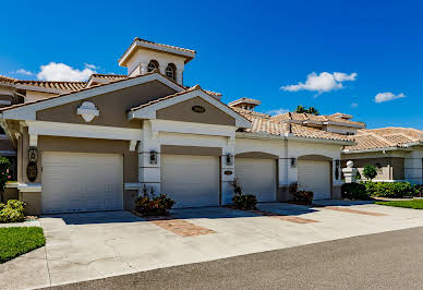 Apartment with pool 3