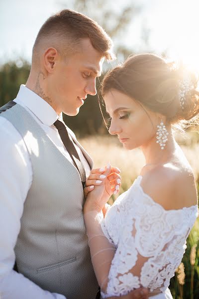 結婚式の写真家Yuliya Timofeeva (artx)。2018 9月3日の写真