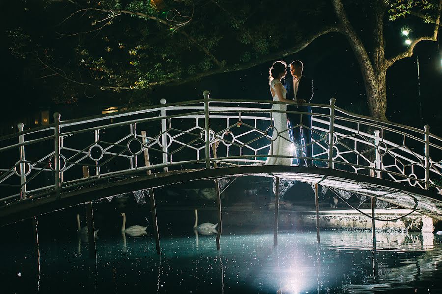 Wedding photographer Armand Avakimyan (armand). Photo of 19 April 2020