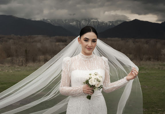 Wedding photographer Batraz Tabuev (bogdan76). Photo of 24 April