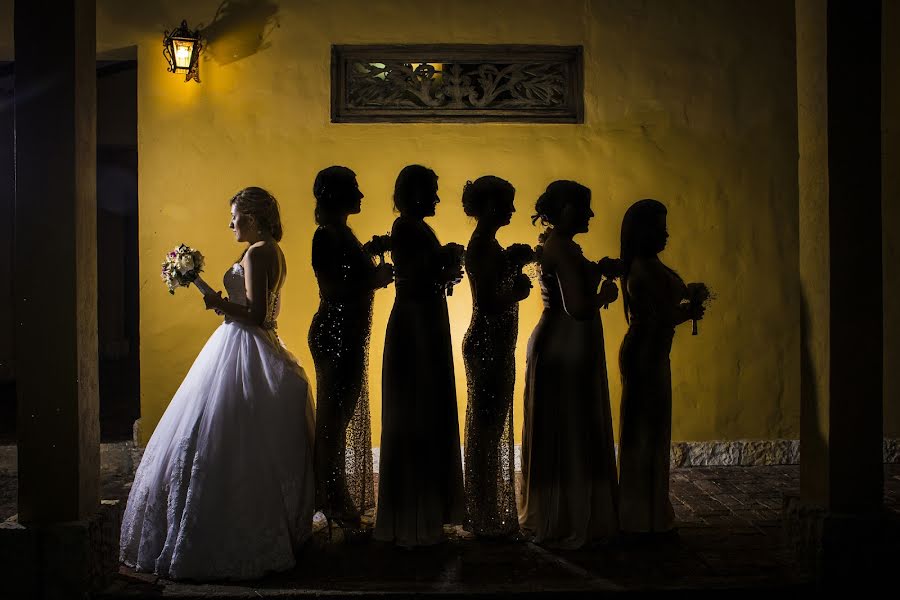 Fotógrafo de casamento Arturo Rodriguez (arturorodriguez). Foto de 18 de agosto 2017