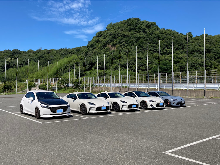 MAZDA2の夏の遠足・86・ZN6に関するカスタム事例の投稿画像2枚目