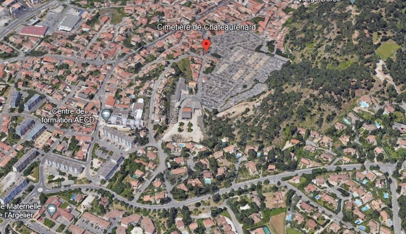 Vente terrain à batir  310 m² à Chateaurenard (13160), 126 000 €