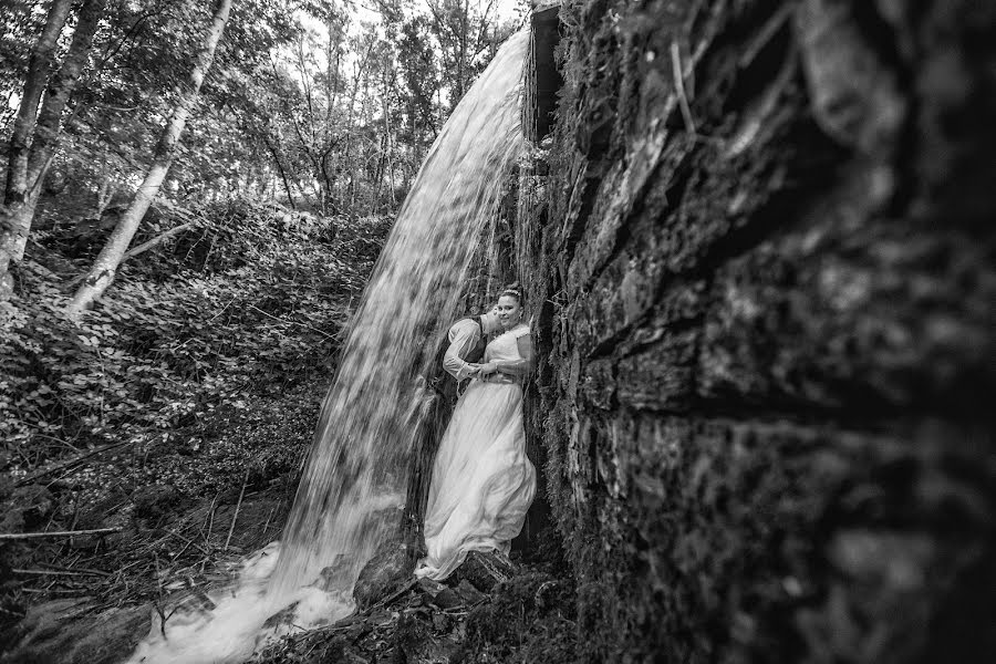 Fotógrafo de casamento Santiago Moldes (imagingfactory). Foto de 10 de agosto 2018