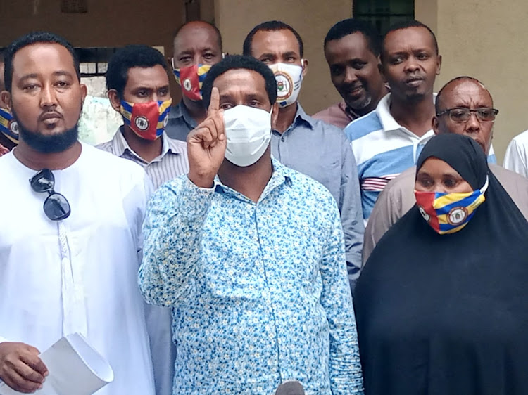 Garissa MCAs led by Dadaab ward rep Mohamed Abdi address the press outside the chambers. Some 36 MCAS from Garissa have signed a petition to impeach their speaker Ibrahim Abass from Tuesday next week.