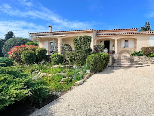 Villa with pool and terrace 1