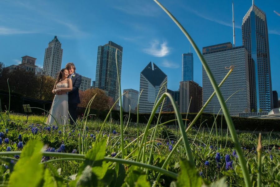 Fotografo di matrimoni Christian Yah (u646r0o). Foto del 26 gennaio 2023