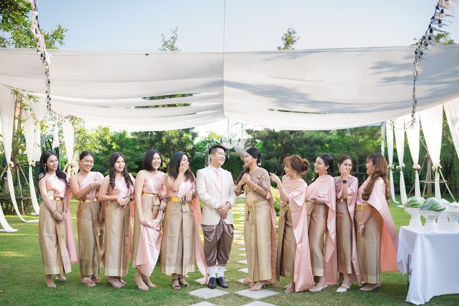 Fotografer pernikahan Sanya Thompat (sanyathompat). Foto tanggal 5 Oktober 2020