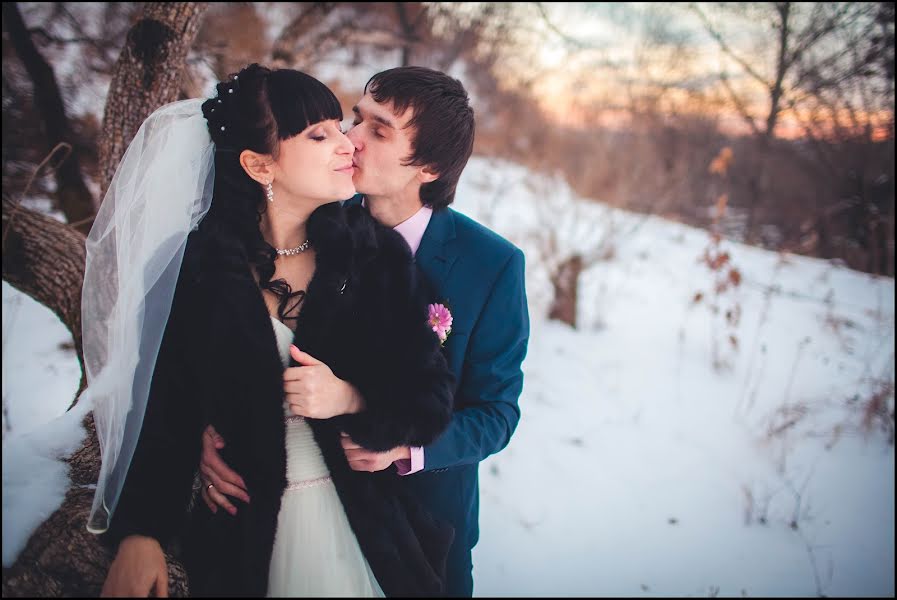 結婚式の写真家Sergey Khovboschenko (khovboshchenko)。2014 3月23日の写真