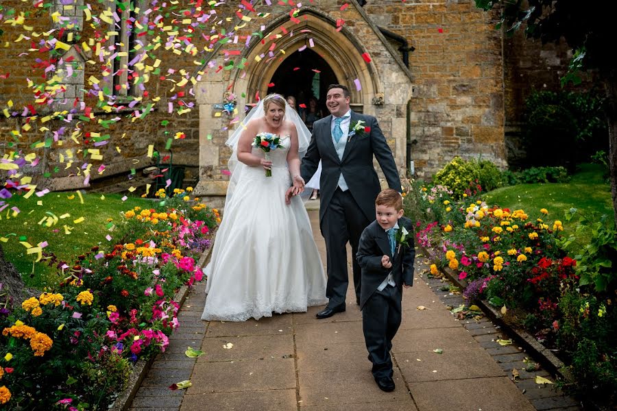 Fotografo di matrimoni Phil Endicott (philendicott). Foto del 10 luglio 2019