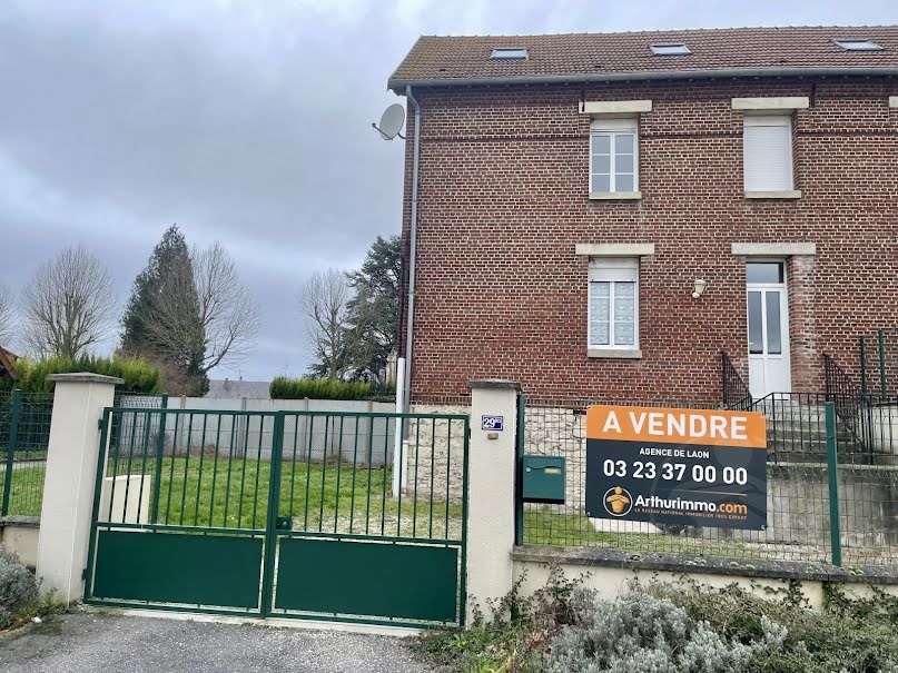 Vente maison 4 pièces 100.65 m² à Aulnois-sous-Laon (02000), 123 000 €