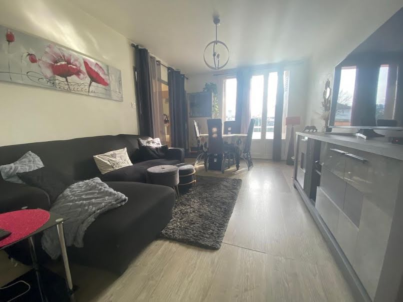 Vente appartement 4 pièces 72 m² à Le Pont-de-Claix (38800), 138 000 €