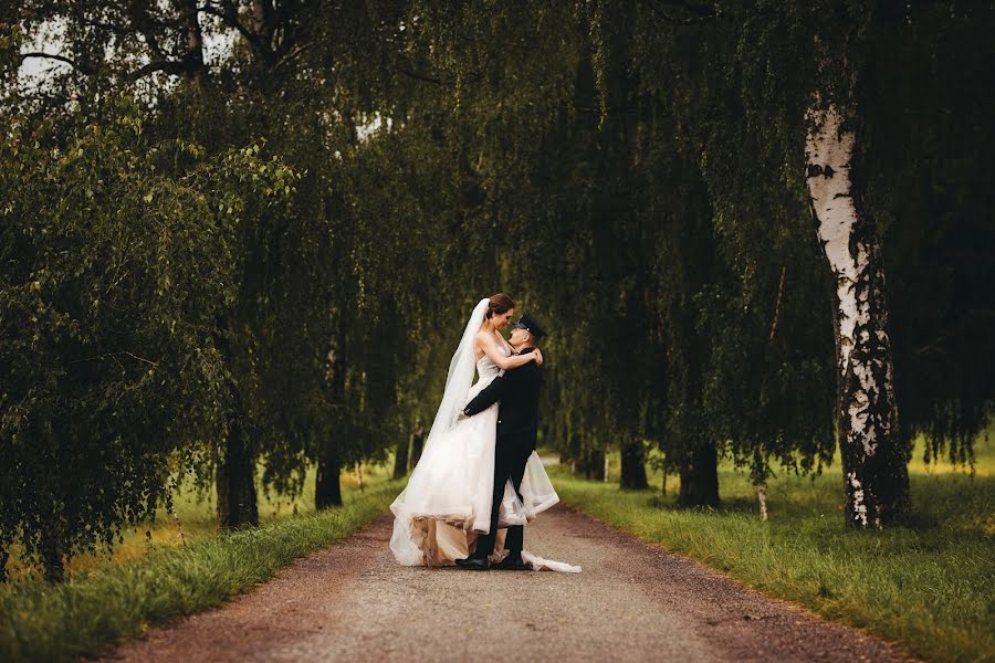 Fotografo di matrimoni Tereza Vitoulová (tess). Foto del 16 marzo 2021