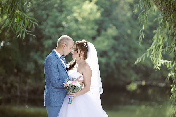 Wedding photographer Marina Alekseeva (akvamarin). Photo of 1 September 2016