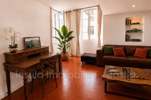 Apartment with terrace 2