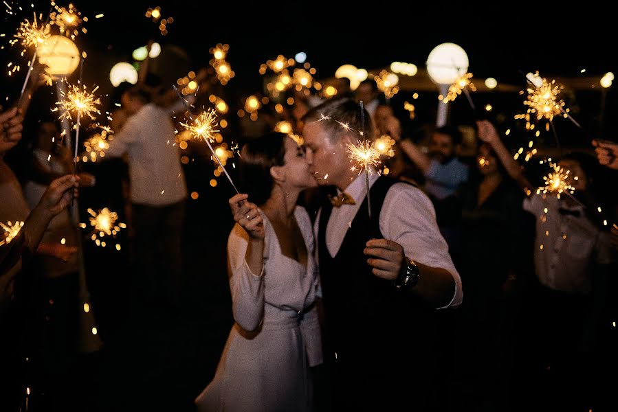 Fotografo di matrimoni Elena Kovaleva (elenakovalevaph). Foto del 10 settembre 2021