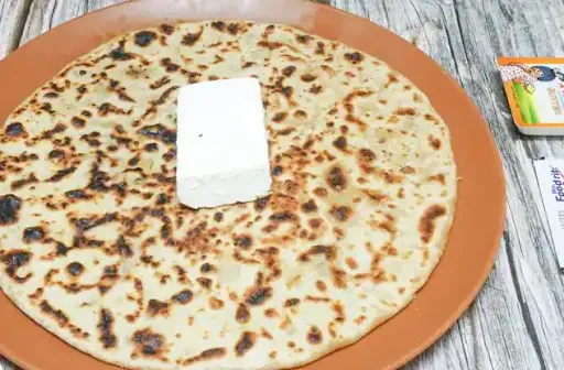 Desi Ghee Paneer Do Pyaza Paratha