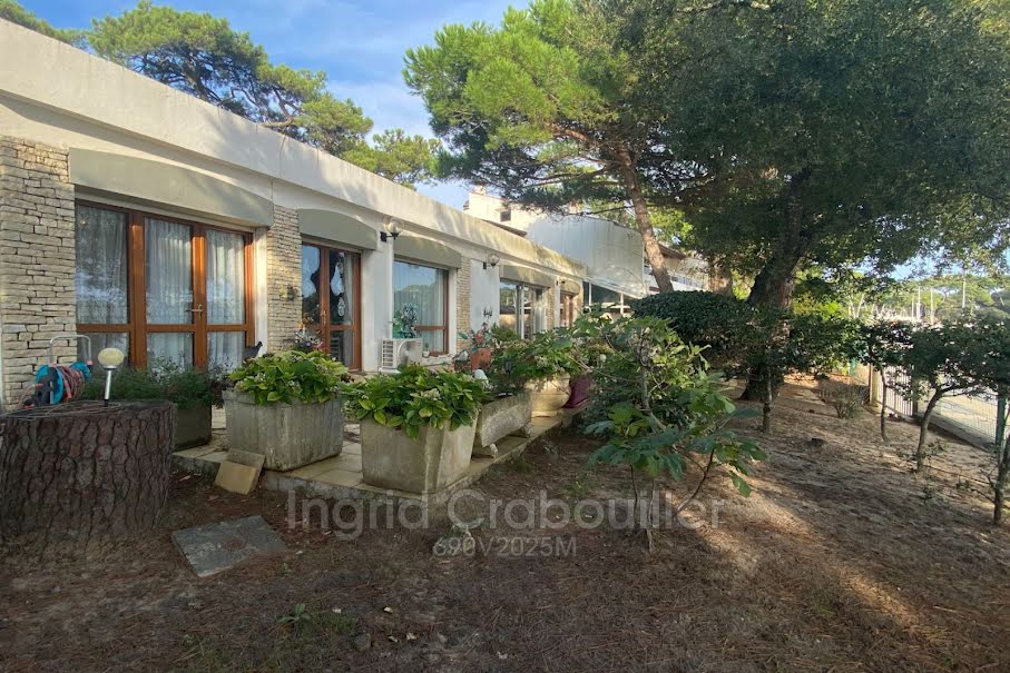 Vente villa 7 pièces 187 m² à Saint-Palais-sur-Mer (17420), 2 028 000 €