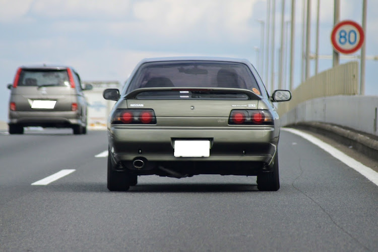 スカイラインのノスタルジック2デイズ・愛車の好きな角度に関するカスタム事例の投稿画像19枚目