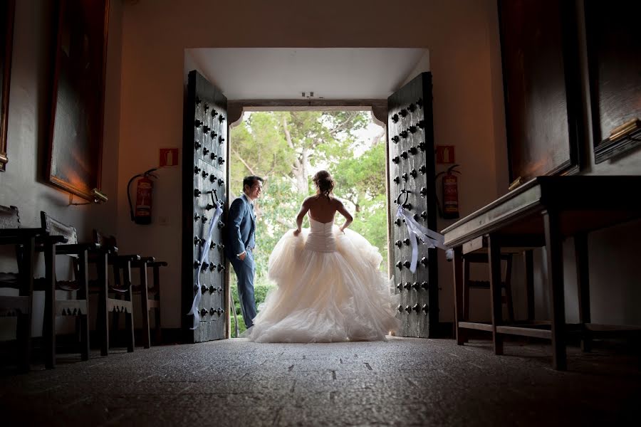 Wedding photographer Carlos Costa (carloscosta). Photo of 19 May 2015