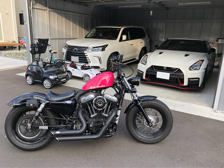 NISSAN GT-RのレクサスLX・ハーレー・電動カー・ママチャリに関するカスタム事例の投稿画像1枚目