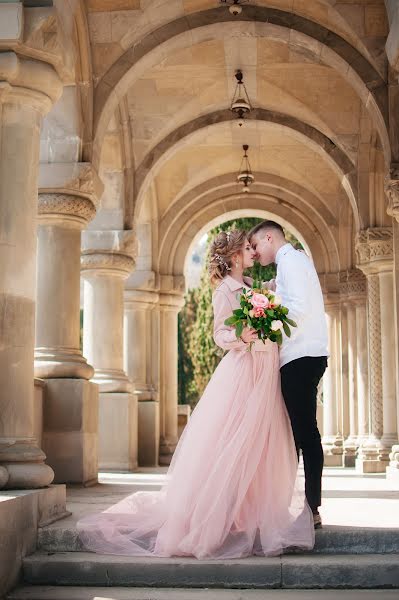 Wedding photographer Sveta Sukhoverkhova (svetasu). Photo of 13 May 2018