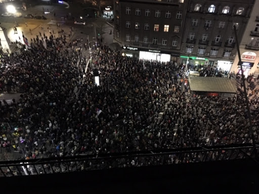 Protest Jedan od pet miliona u Beogradu: 'Blokada' RTS, poziv novinarima te kuće da se pridruže bojkotu