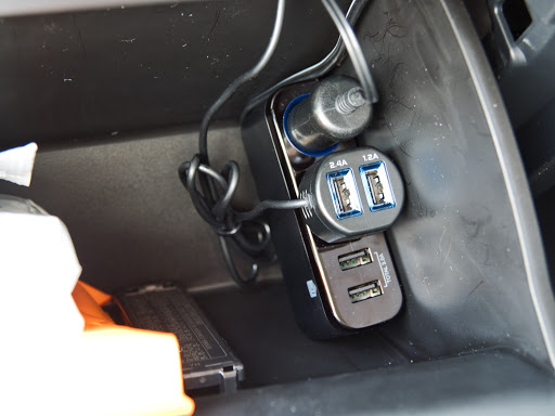 Rav4 Mxaa54の配線隠し Led増設に関するカスタム メンテナンスの投稿画像 車のカスタム情報はcartune