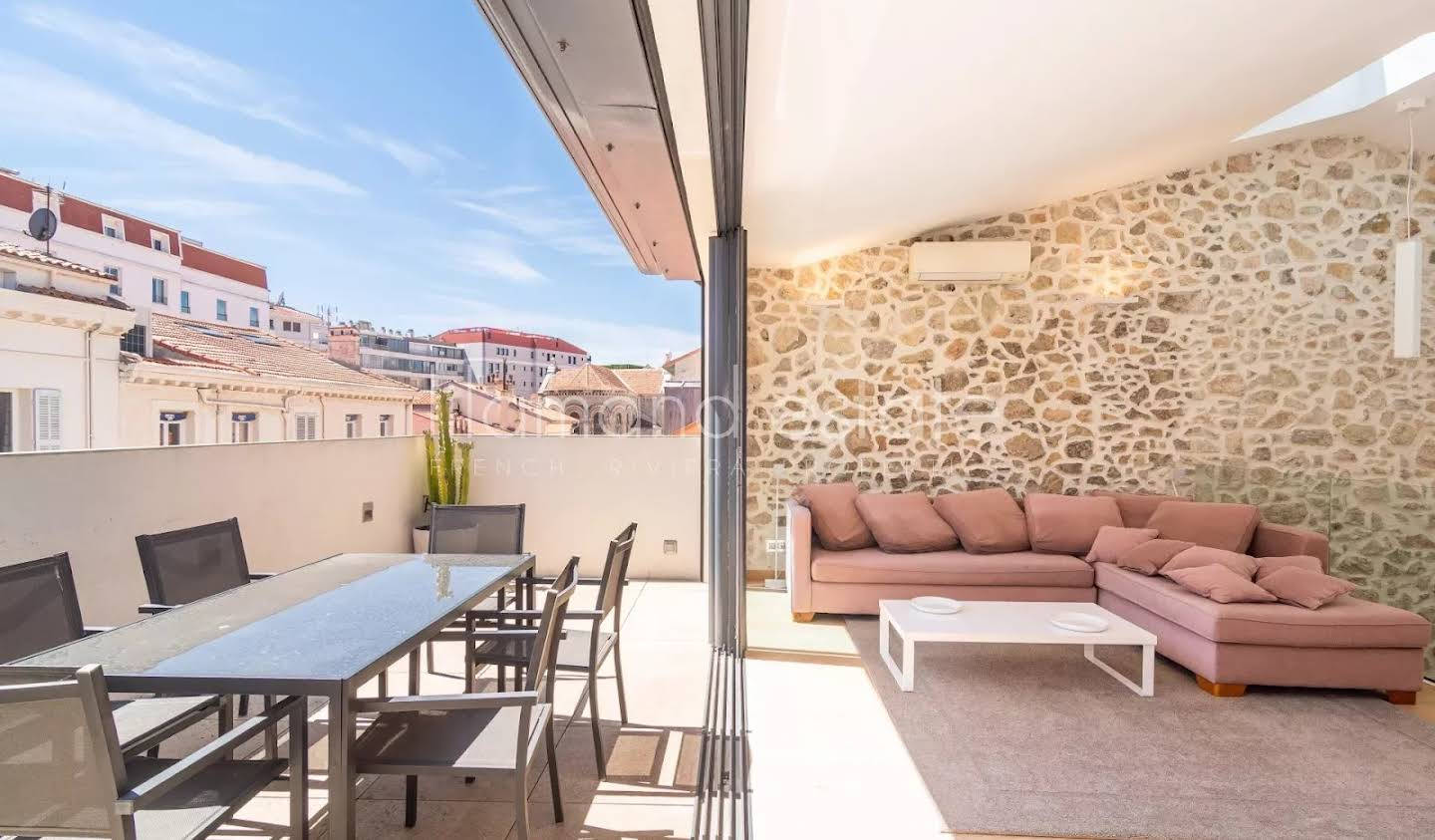 Apartment with terrace Cannes