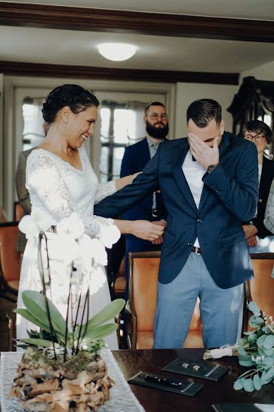 Fotógrafo de casamento Tanja Kioschis (wrdk6ba). Foto de 9 de março 2021