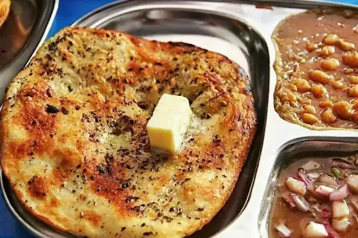 Gobhi Kulcha