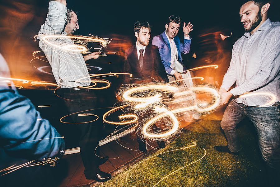 Fotógrafo de casamento Slava Pavlov (slavapavlov). Foto de 26 de novembro 2016