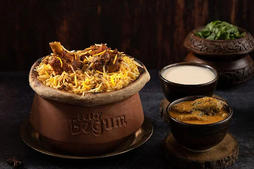 Hyderabadi Mutton Dum Biryani [1/2 Kg]