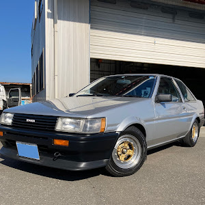 カローラレビン AE85