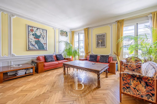 Apartment 4
