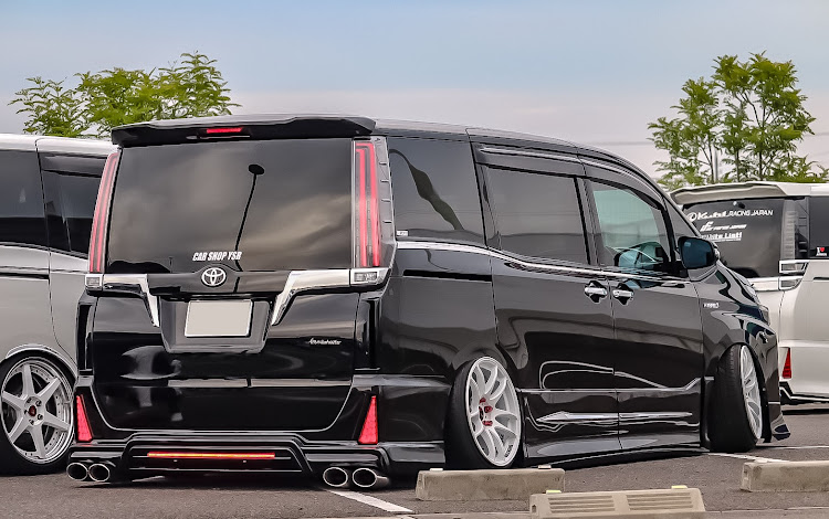 ヴォクシーのTEAM Excitación・まさかの…・久々ご対面～😆・変態キャメラマンって誰🙄？wに関するカスタム事例の投稿画像5枚目