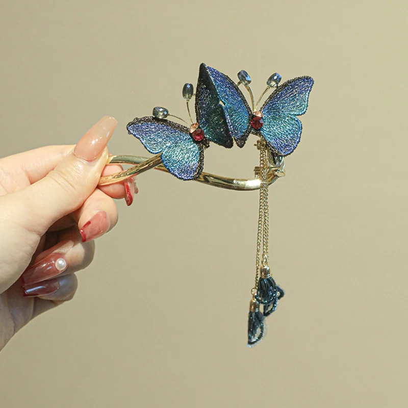 Barrettes à cheveux papillon brodé Super Fée, gland de tempérament. Accessoire capillaire élégant pour sublimer votre coiffure avec raffinement.