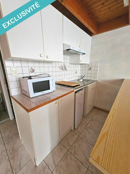 Vente appartement 2 pièces 31 m² à La Roche-sur-Yon (85000), 111 000 €