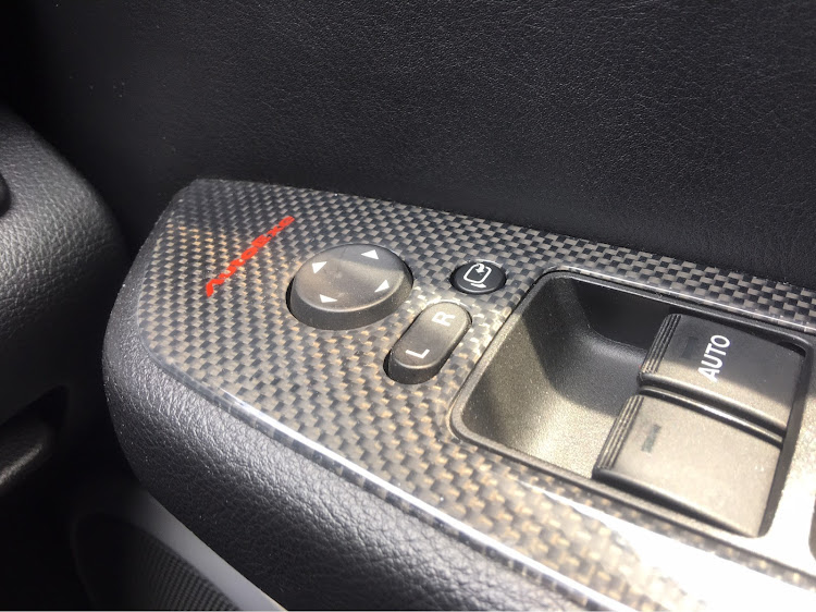 アテンザスポーツのAutoExeに関するカスタム事例の投稿画像1枚目