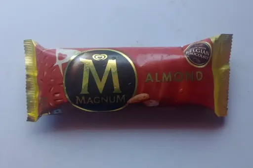 Magnum Almond