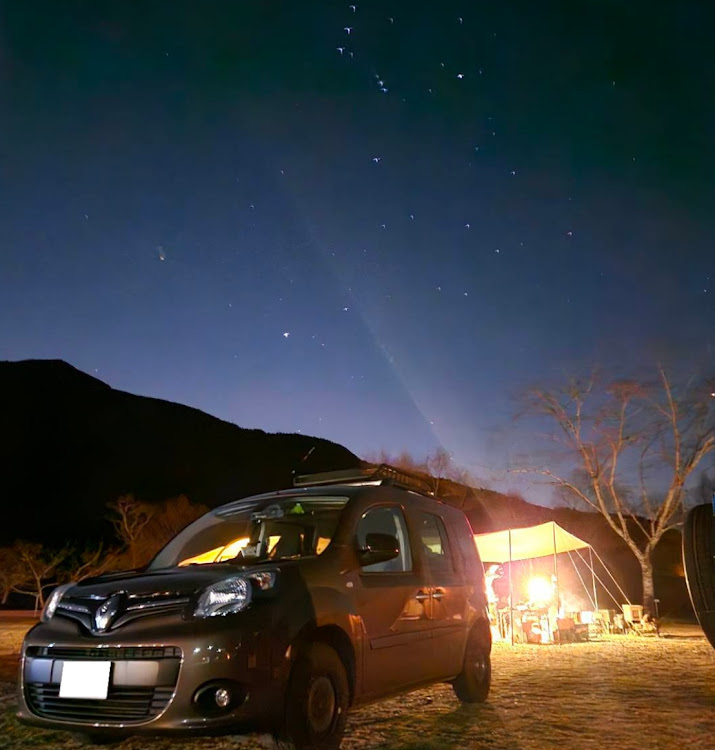 カングーのカングー・グルキャン・星空と愛車・手ブレ撮影‪に関するカスタム事例の投稿画像1枚目